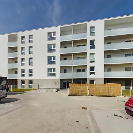 Bright & Modern Braminskiego With Parking And Balcony By Renters Daire *