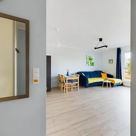 Bright & Modern Braminskiego With Parking And Balcony By Renters Apartamento Gdańsk